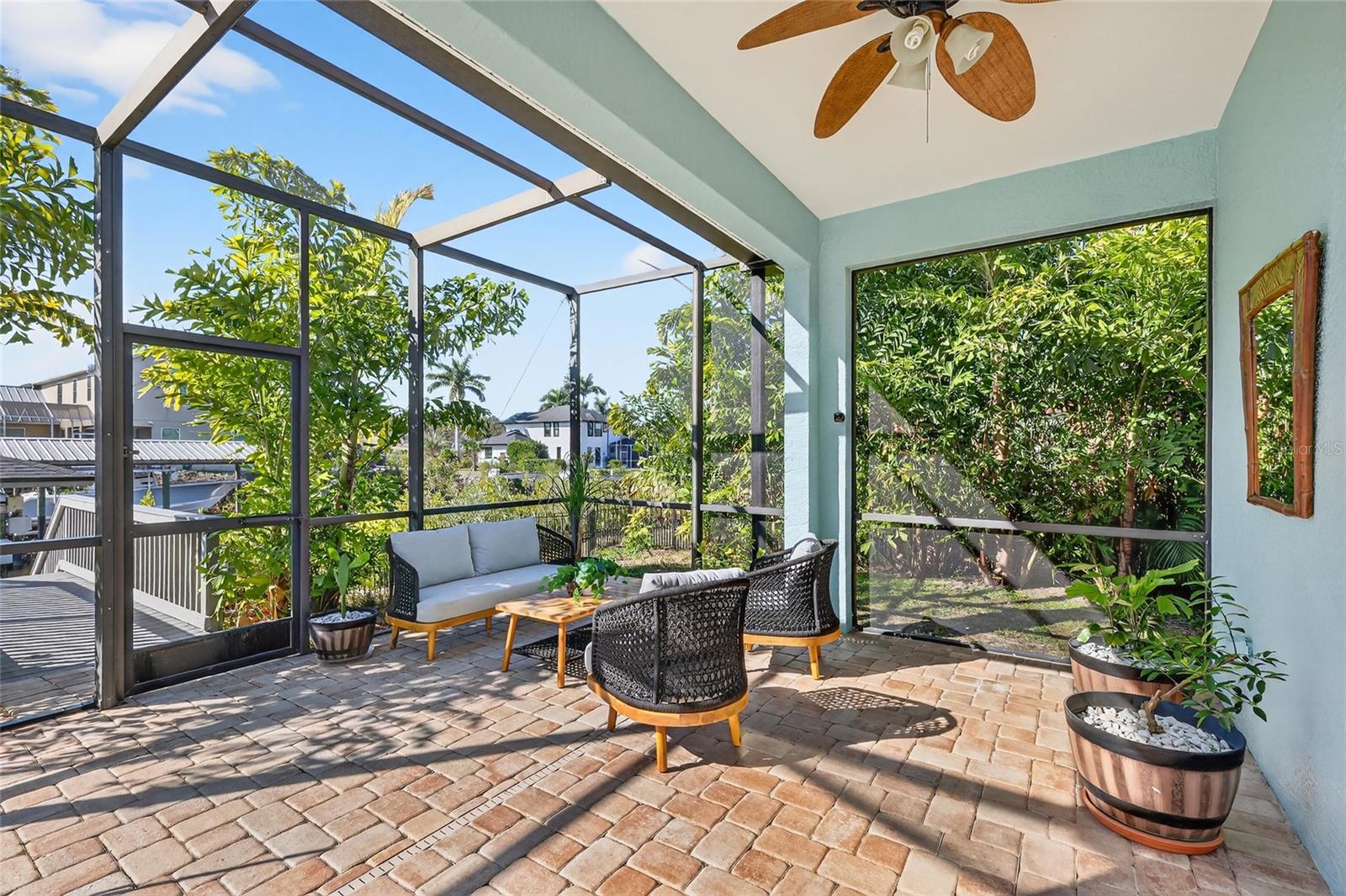 Image 25 of 45 For 3712 5th Avenue Ne