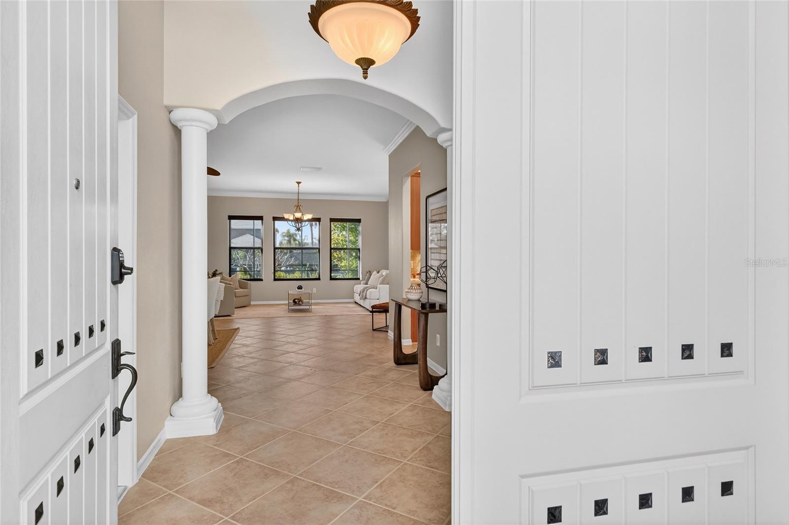 Image 5 of 45 For 3712 5th Avenue Ne