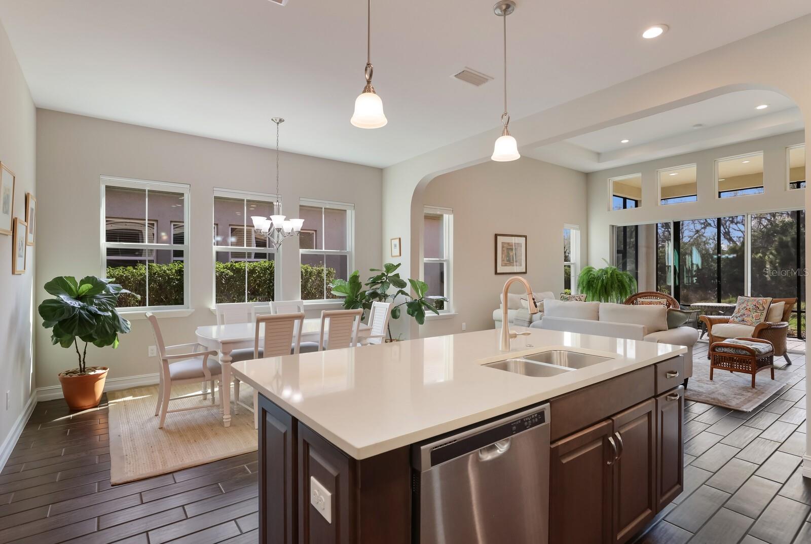 Image 17 of 71 For 2402 Starwood Court