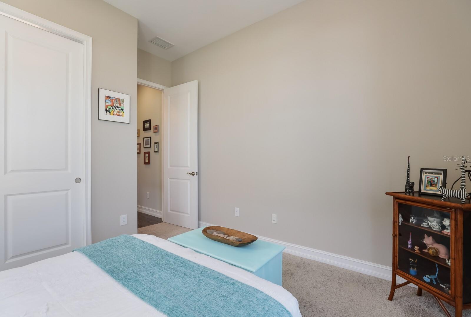 Image 32 of 71 For 2402 Starwood Court