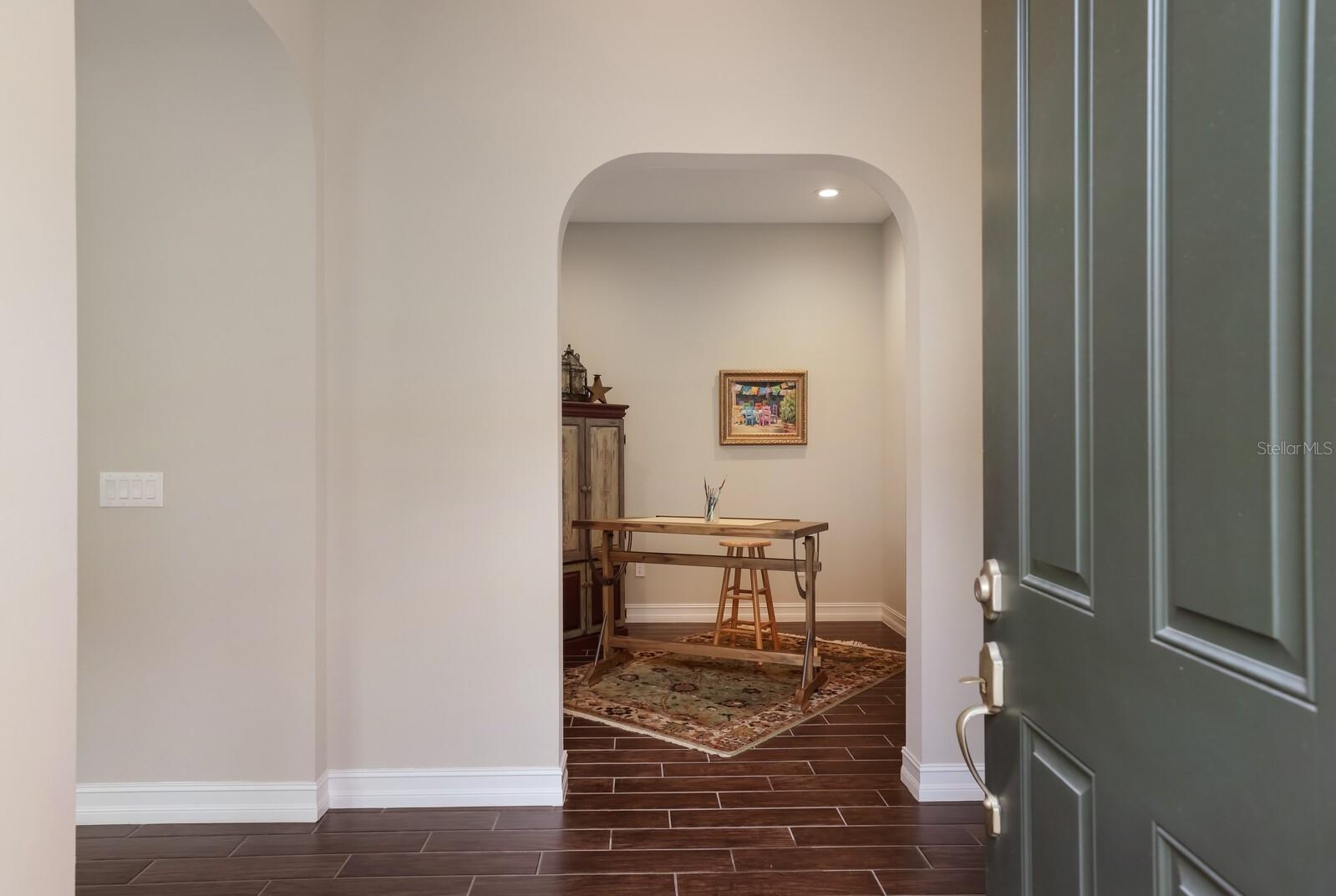 Image 6 of 71 For 2402 Starwood Court