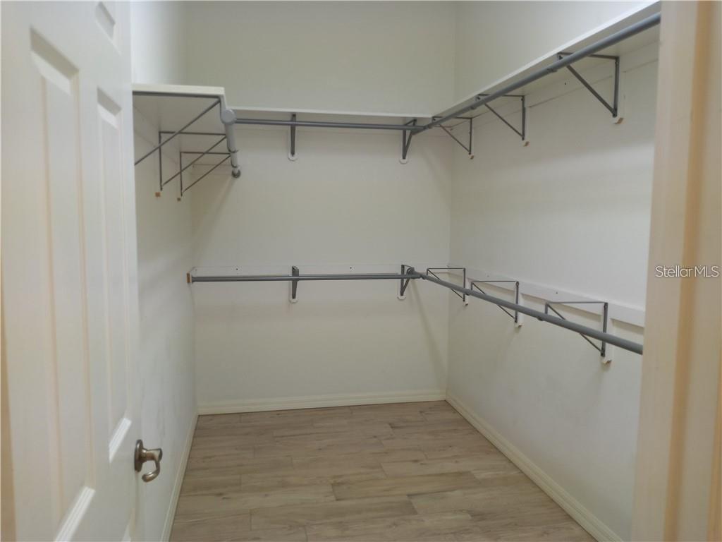 Image 12 of 26 For 5069 Flagstone Drive