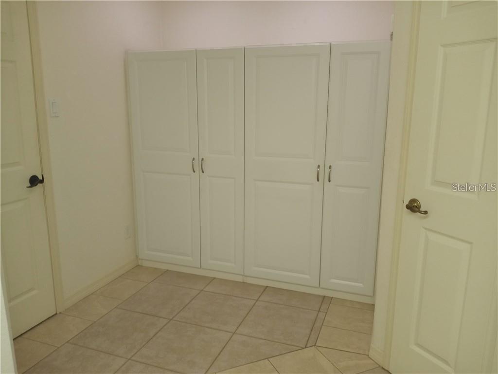 Image 20 of 26 For 5069 Flagstone Drive