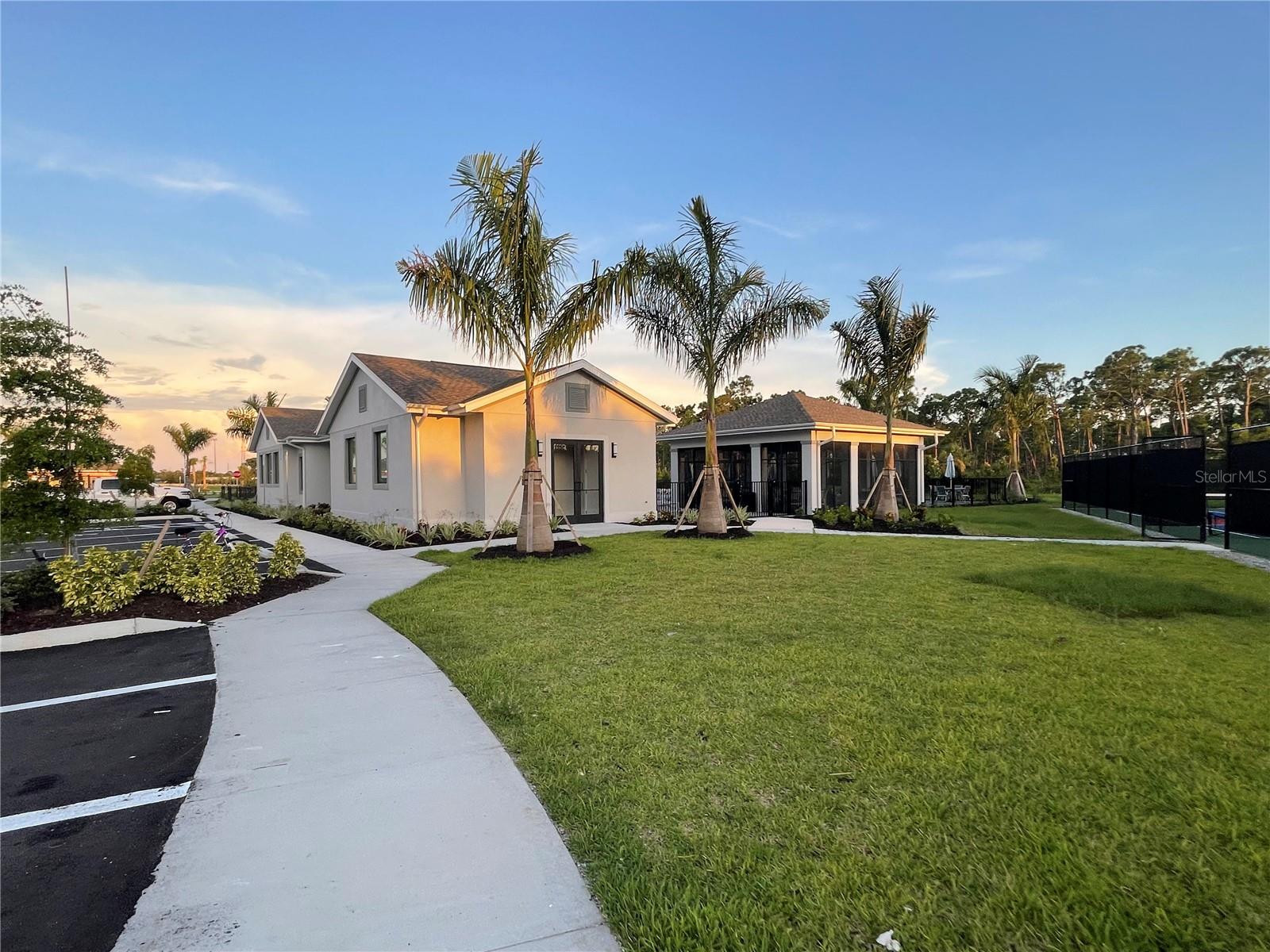 Image 23 of 29 For 8122 Saint Kitts Circle