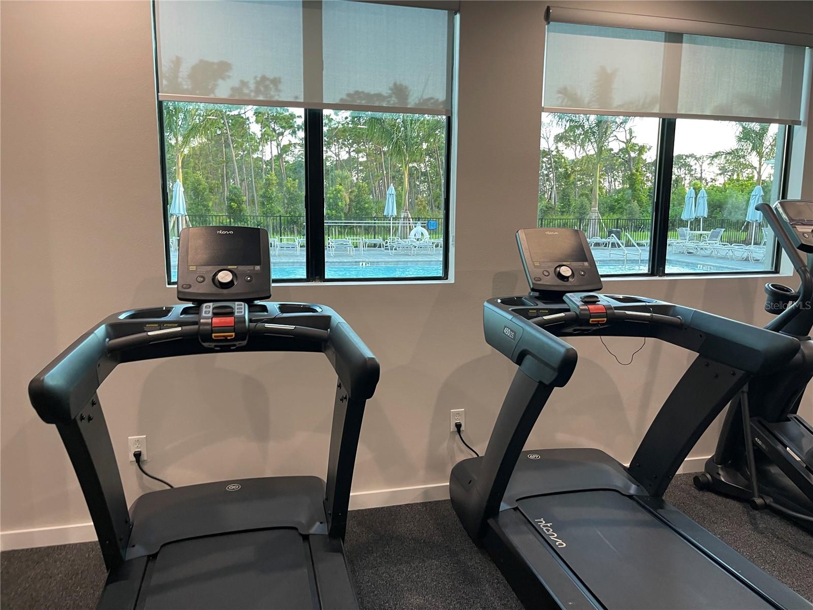 Image 24 of 29 For 8122 Saint Kitts Circle