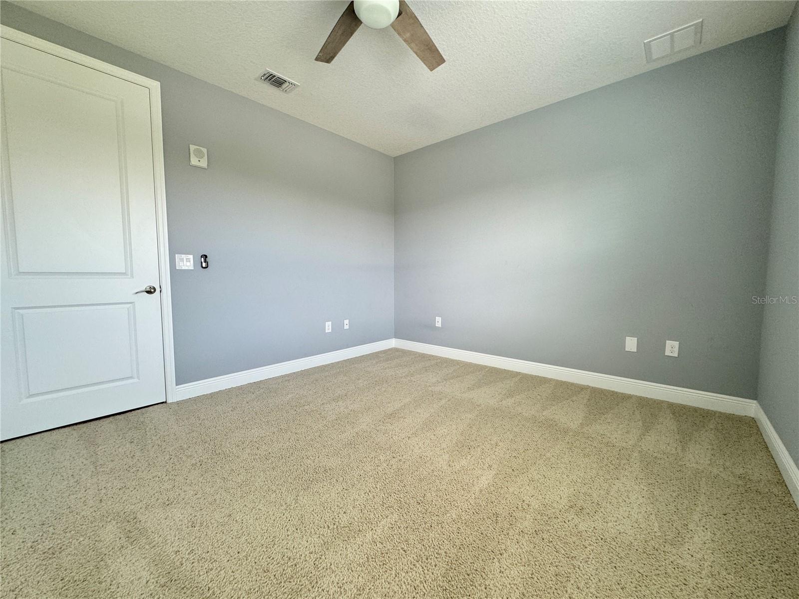 Image 14 of 47 For 3404 79th Street Circle W 203