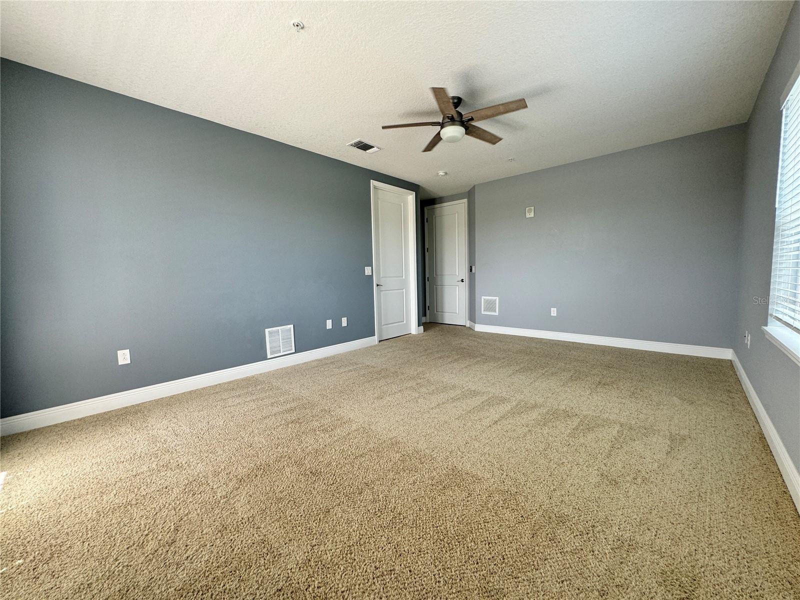 Image 17 of 47 For 3404 79th Street Circle W 203