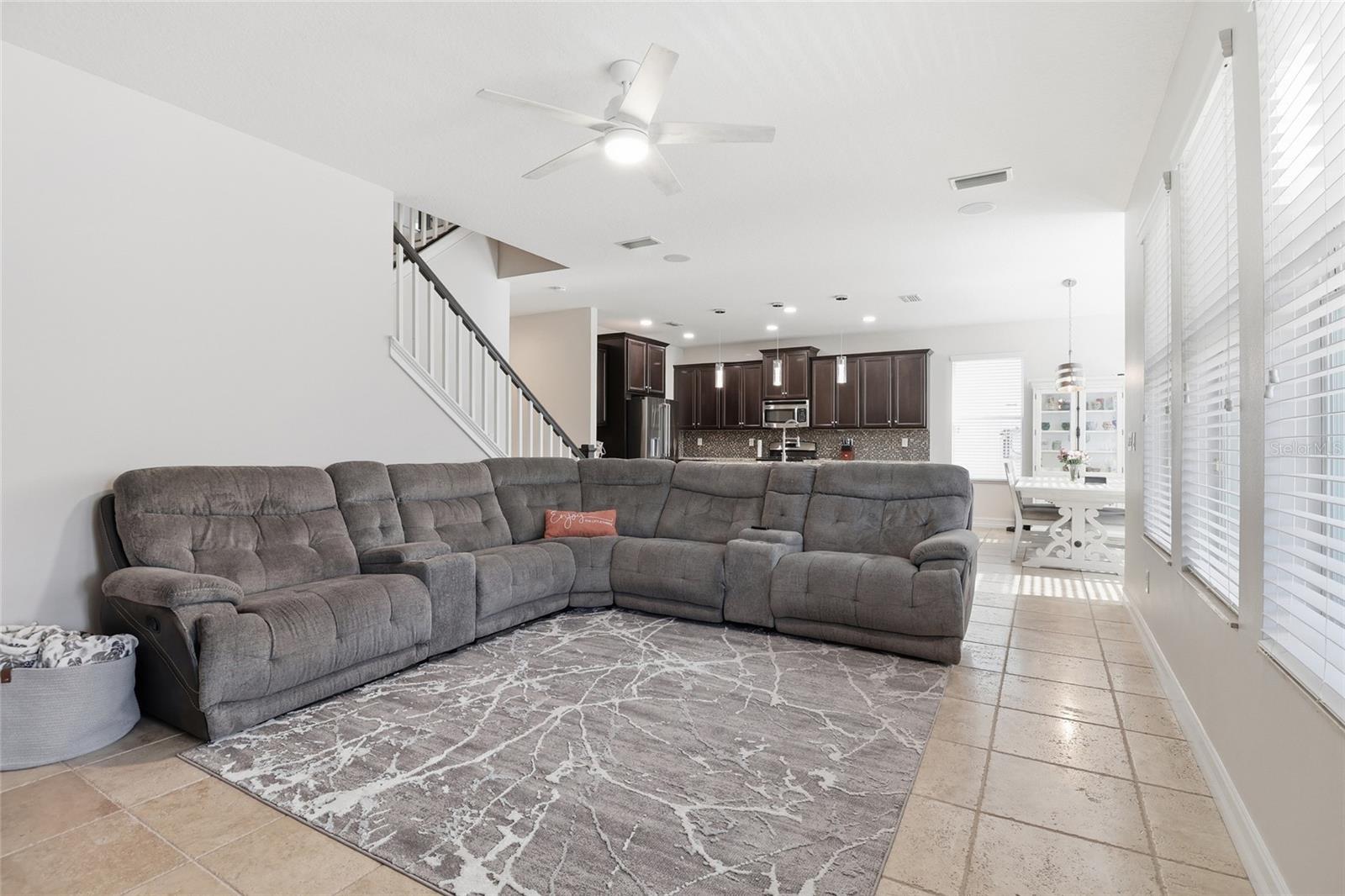 Image 13 of 62 For 12036 Longview Lake Circle