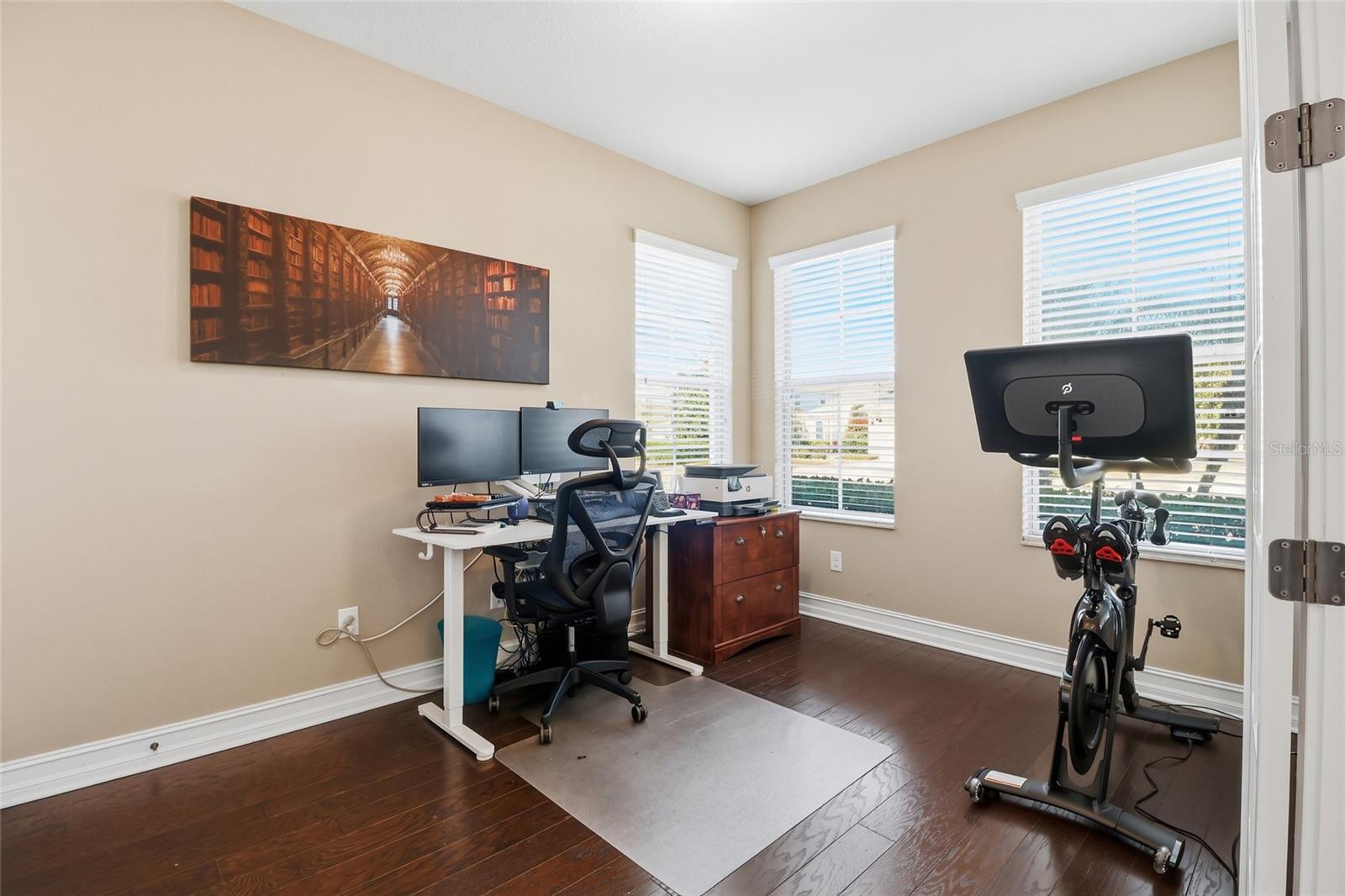 Image 32 of 62 For 12036 Longview Lake Circle