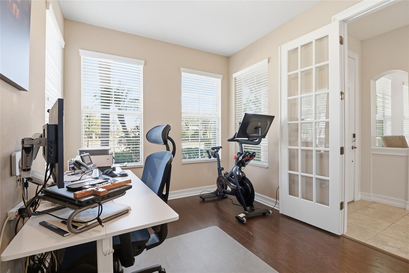 Image 33 of 62 For 12036 Longview Lake Circle