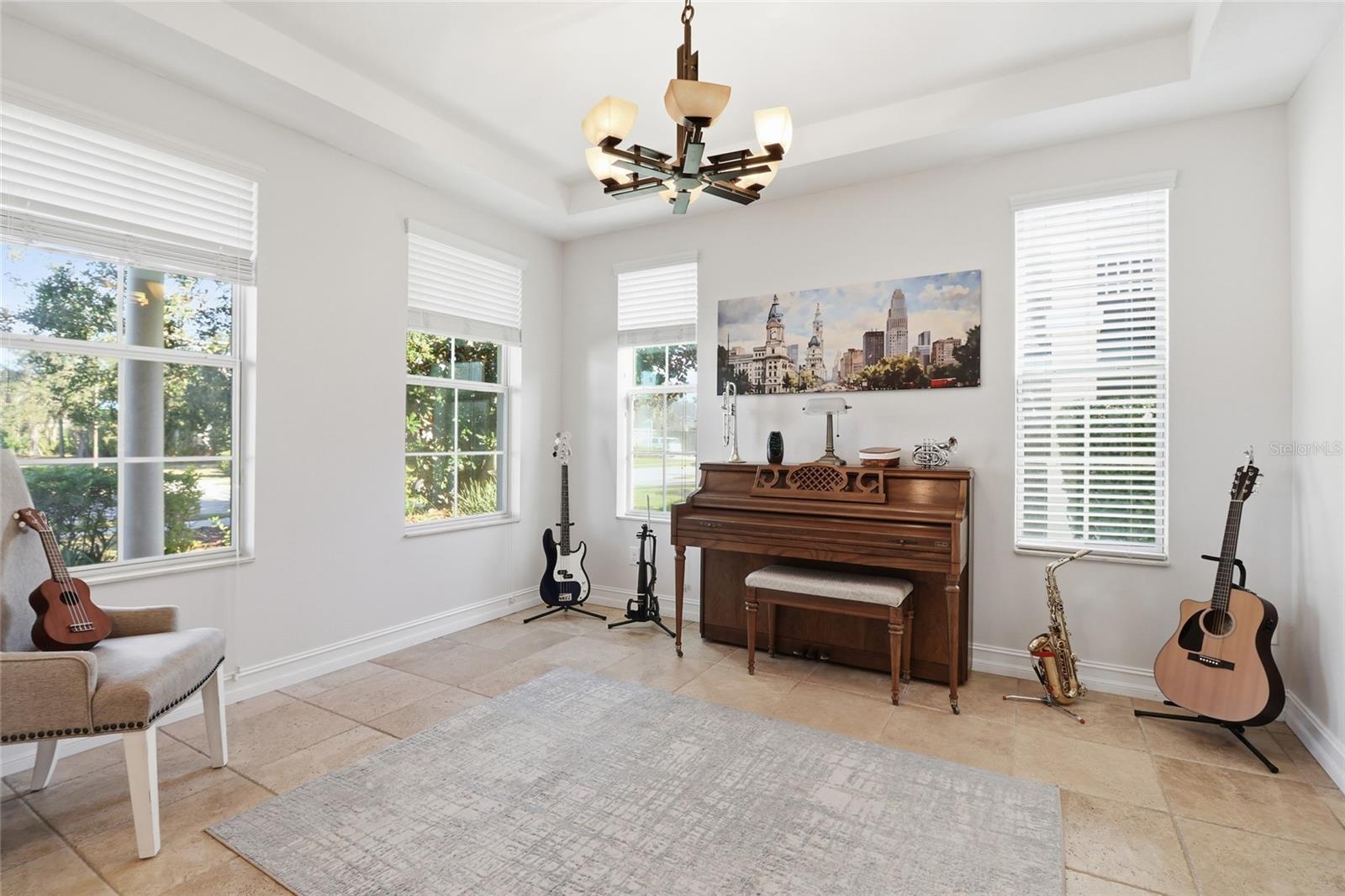 Image 36 of 62 For 12036 Longview Lake Circle