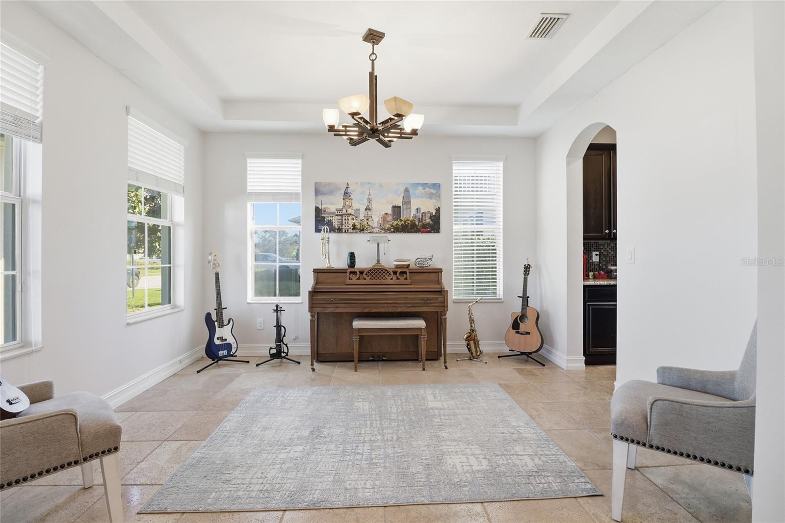 Image 37 of 62 For 12036 Longview Lake Circle