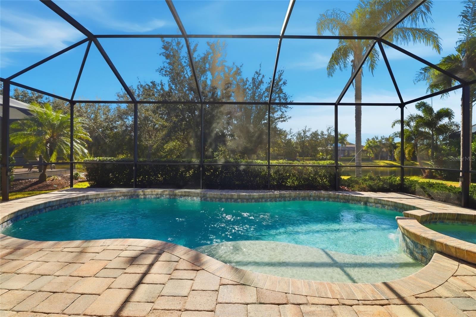 Image 42 of 62 For 12036 Longview Lake Circle