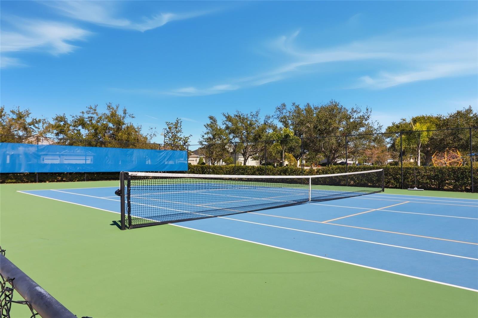 Image 46 of 62 For 12036 Longview Lake Circle