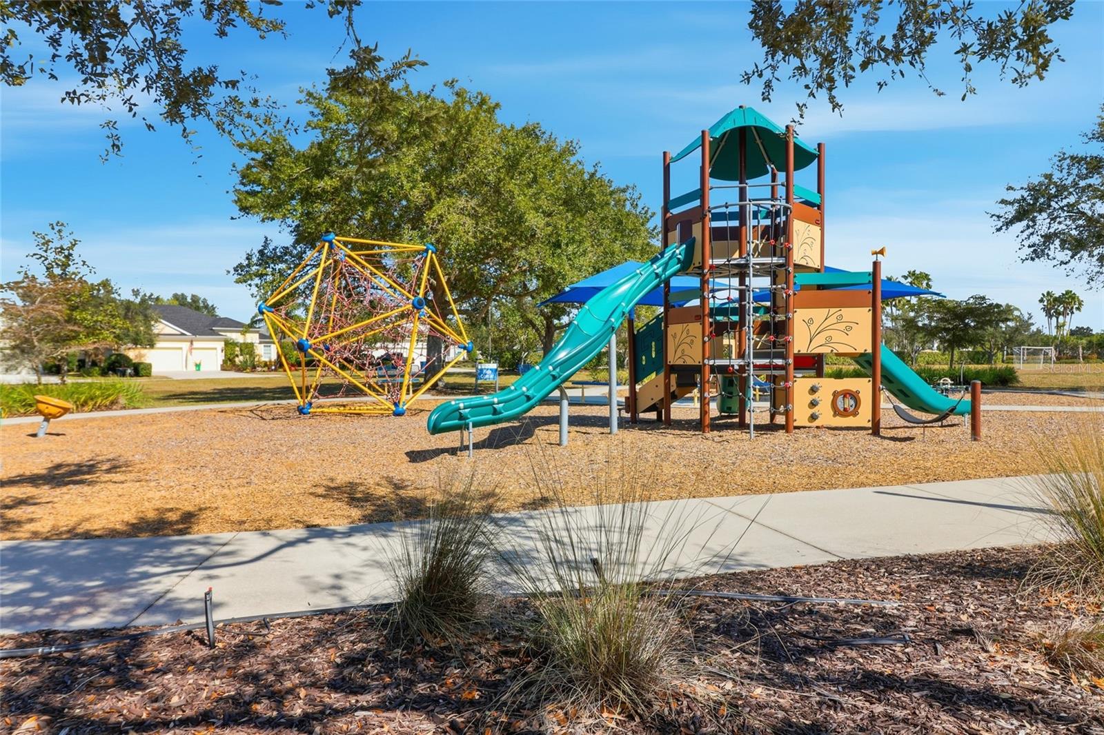 Image 47 of 62 For 12036 Longview Lake Circle