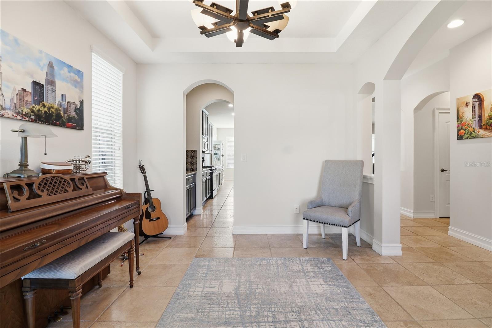 Image 6 of 62 For 12036 Longview Lake Circle