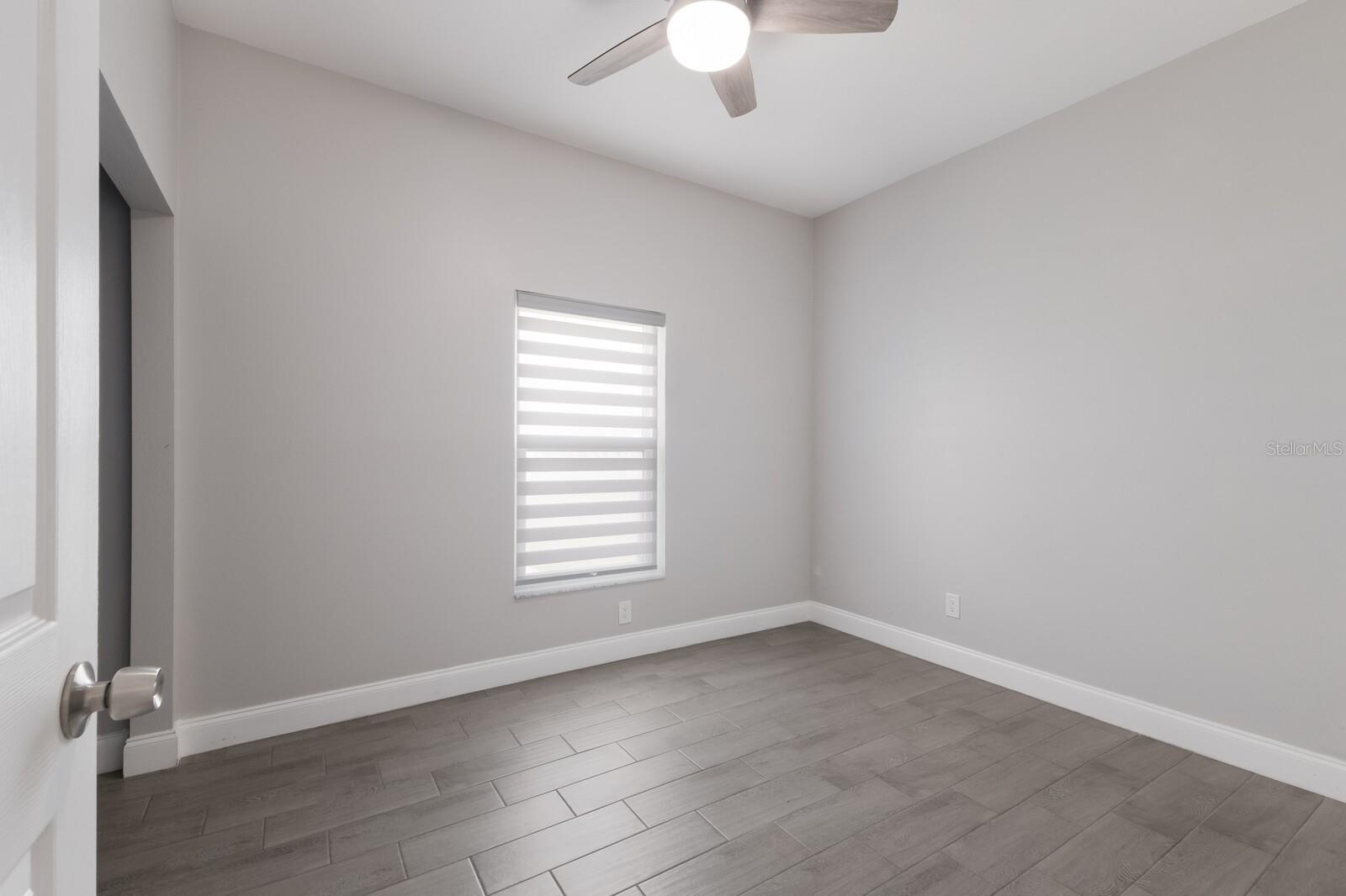 Image 17 of 24 For 1606 22nd Avenue W