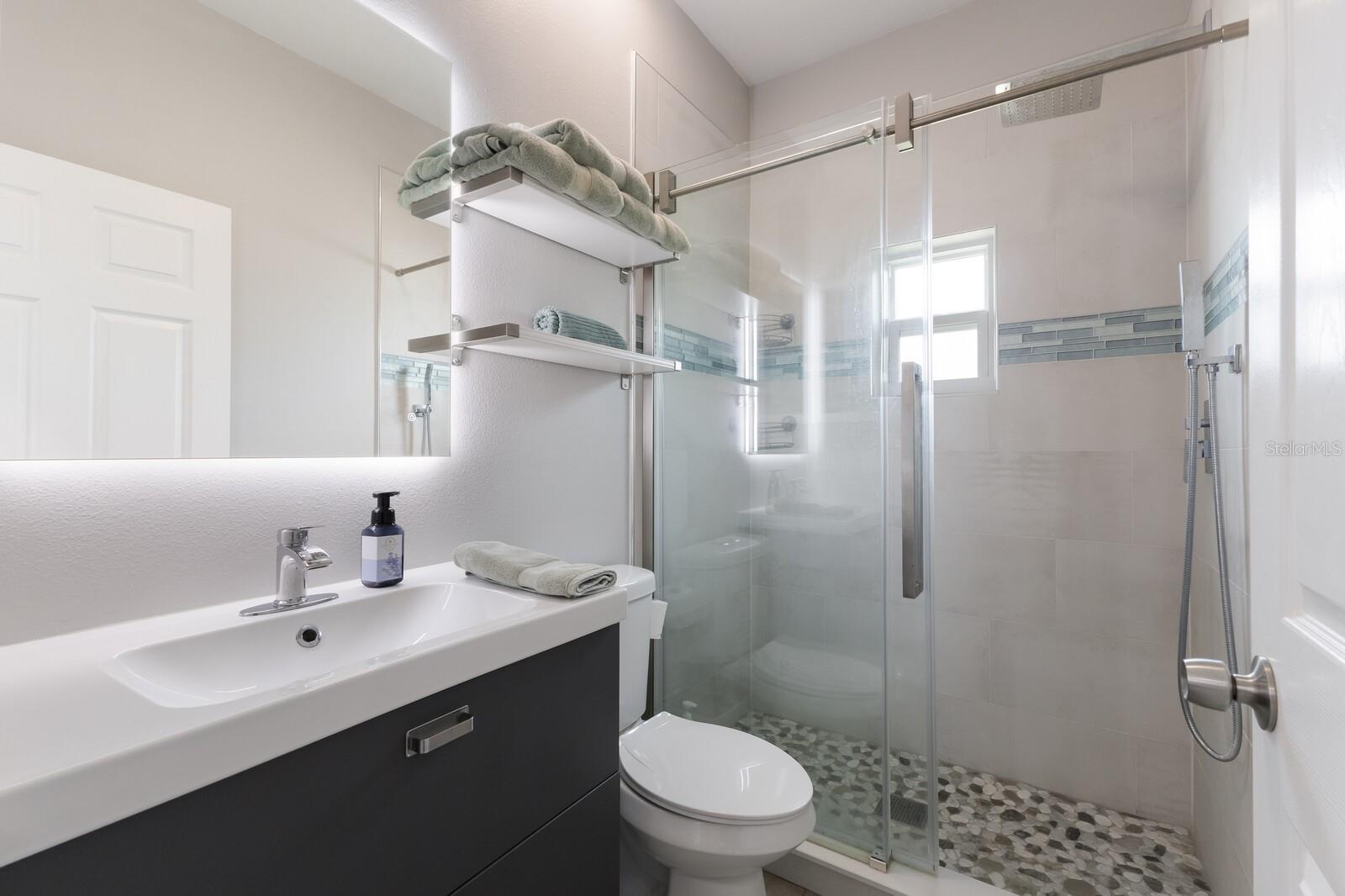 Image 19 of 24 For 1606 22nd Avenue W