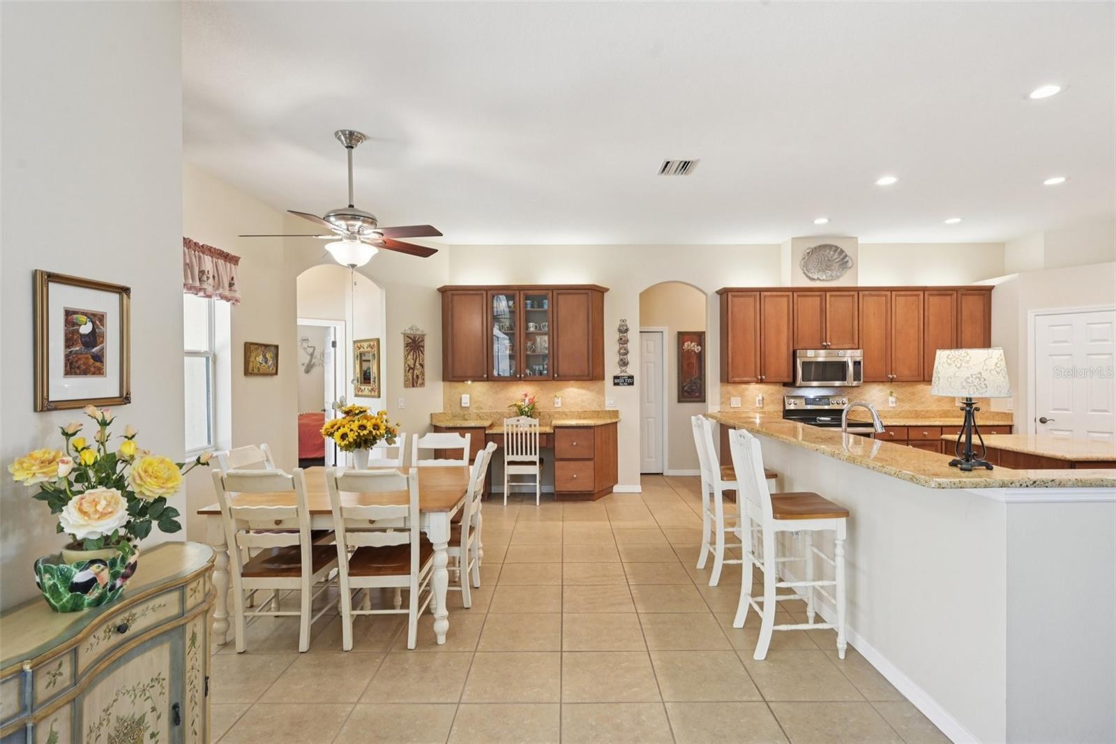 Image 11 of 56 For 15410 17th Avenue E