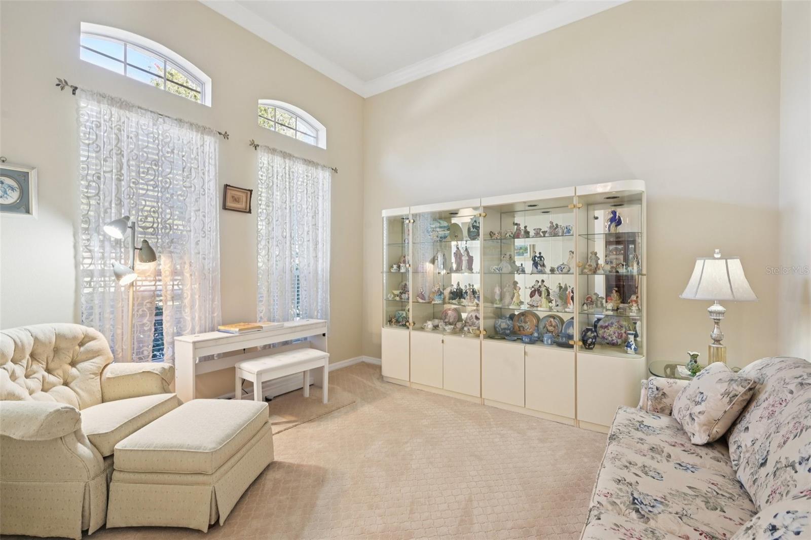 Image 16 of 56 For 15410 17th Avenue E