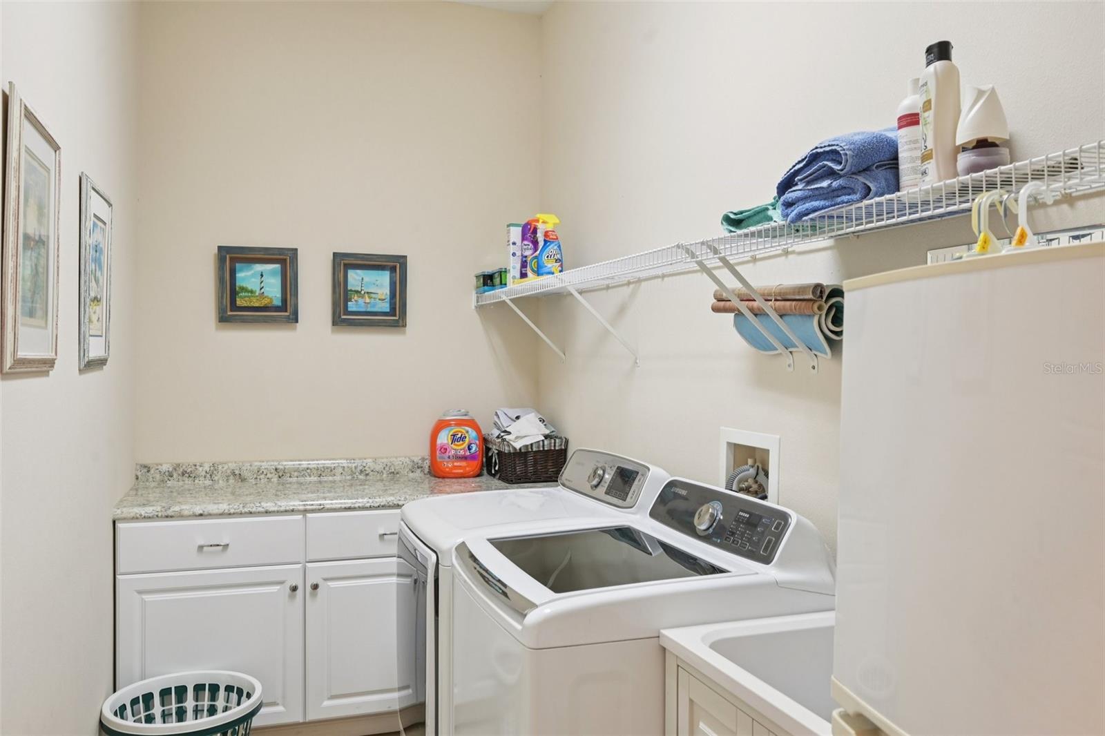 Image 18 of 56 For 15410 17th Avenue E