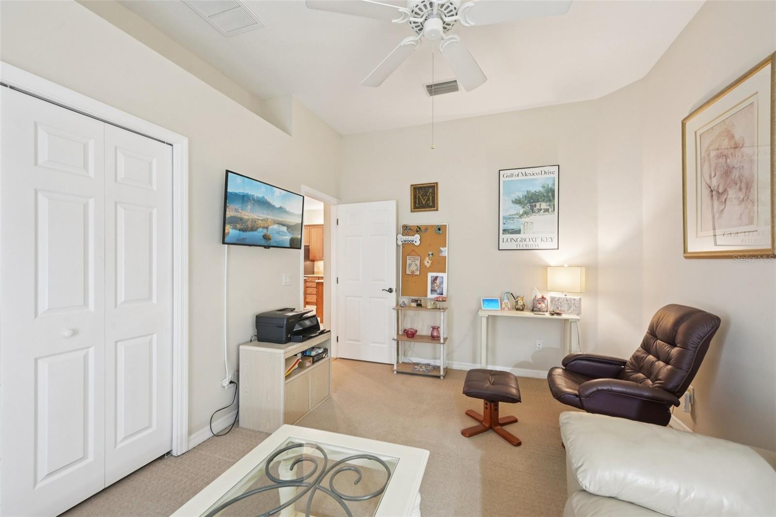 Image 25 of 56 For 15410 17th Avenue E