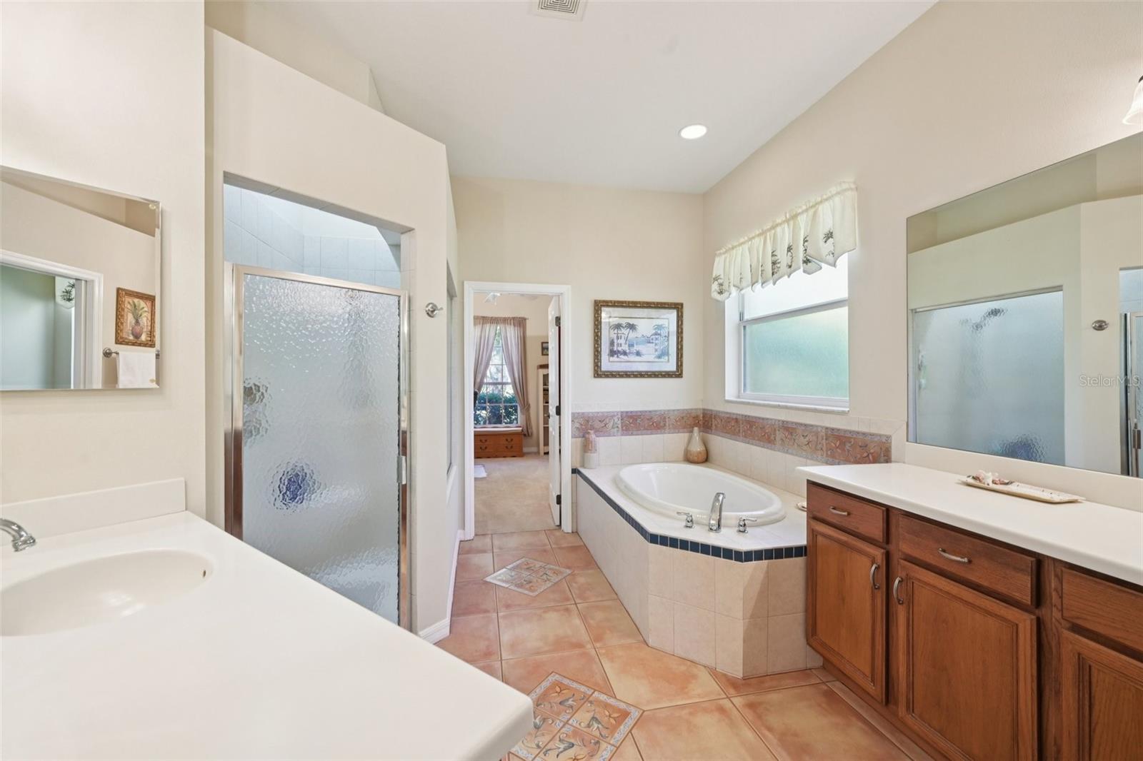 Image 34 of 56 For 15410 17th Avenue E