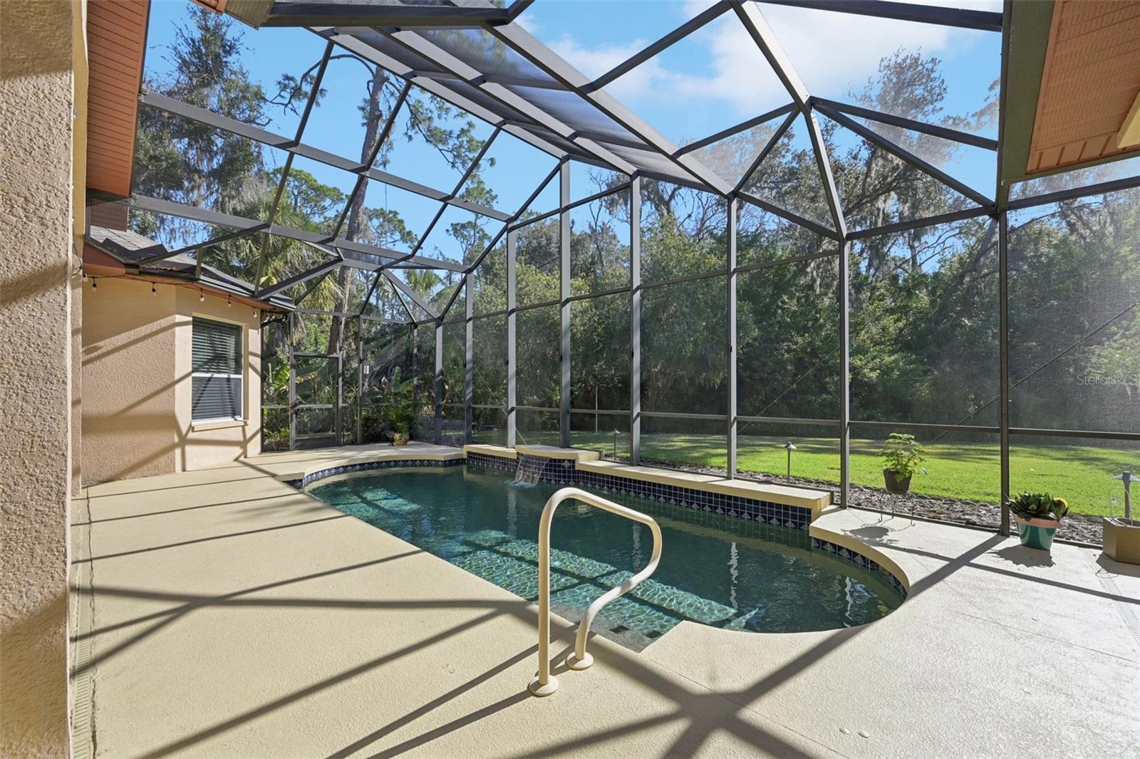 Image 40 of 56 For 15410 17th Avenue E