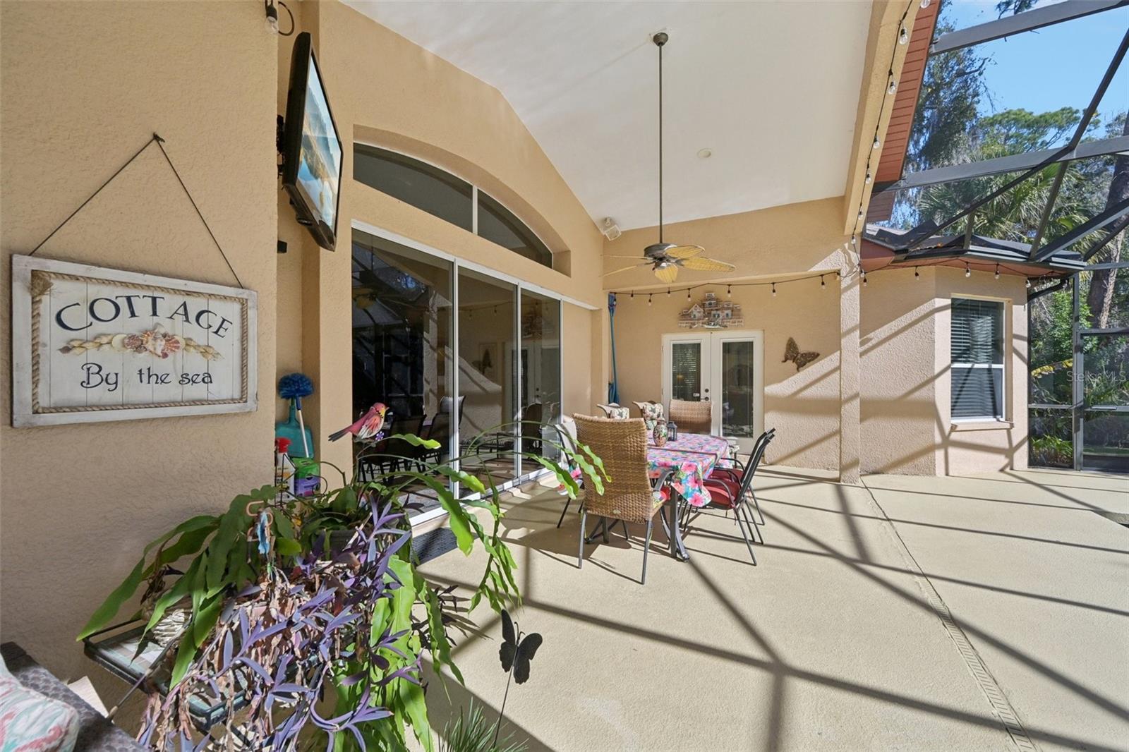 Image 43 of 56 For 15410 17th Avenue E