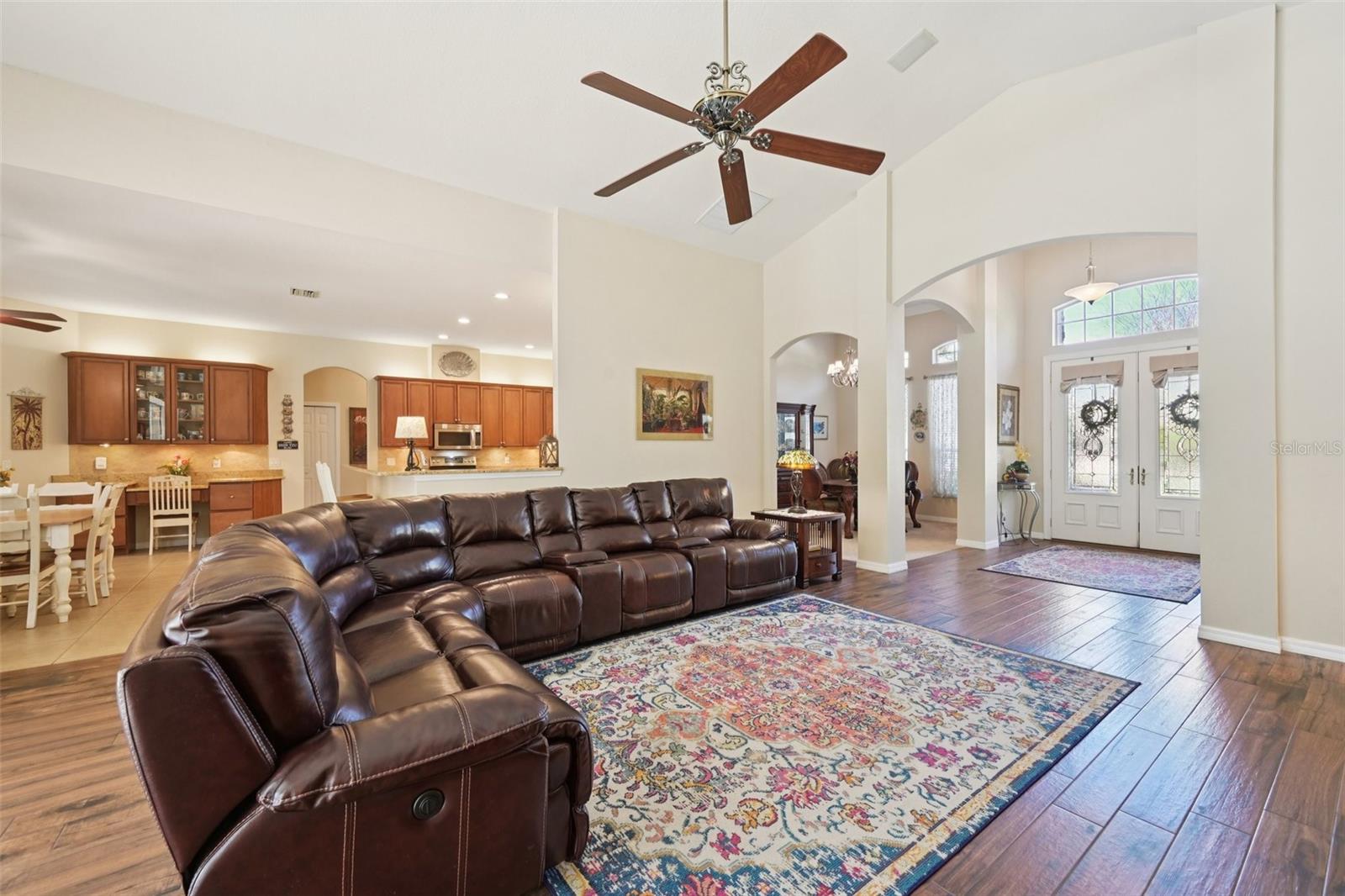 Image 5 of 56 For 15410 17th Avenue E