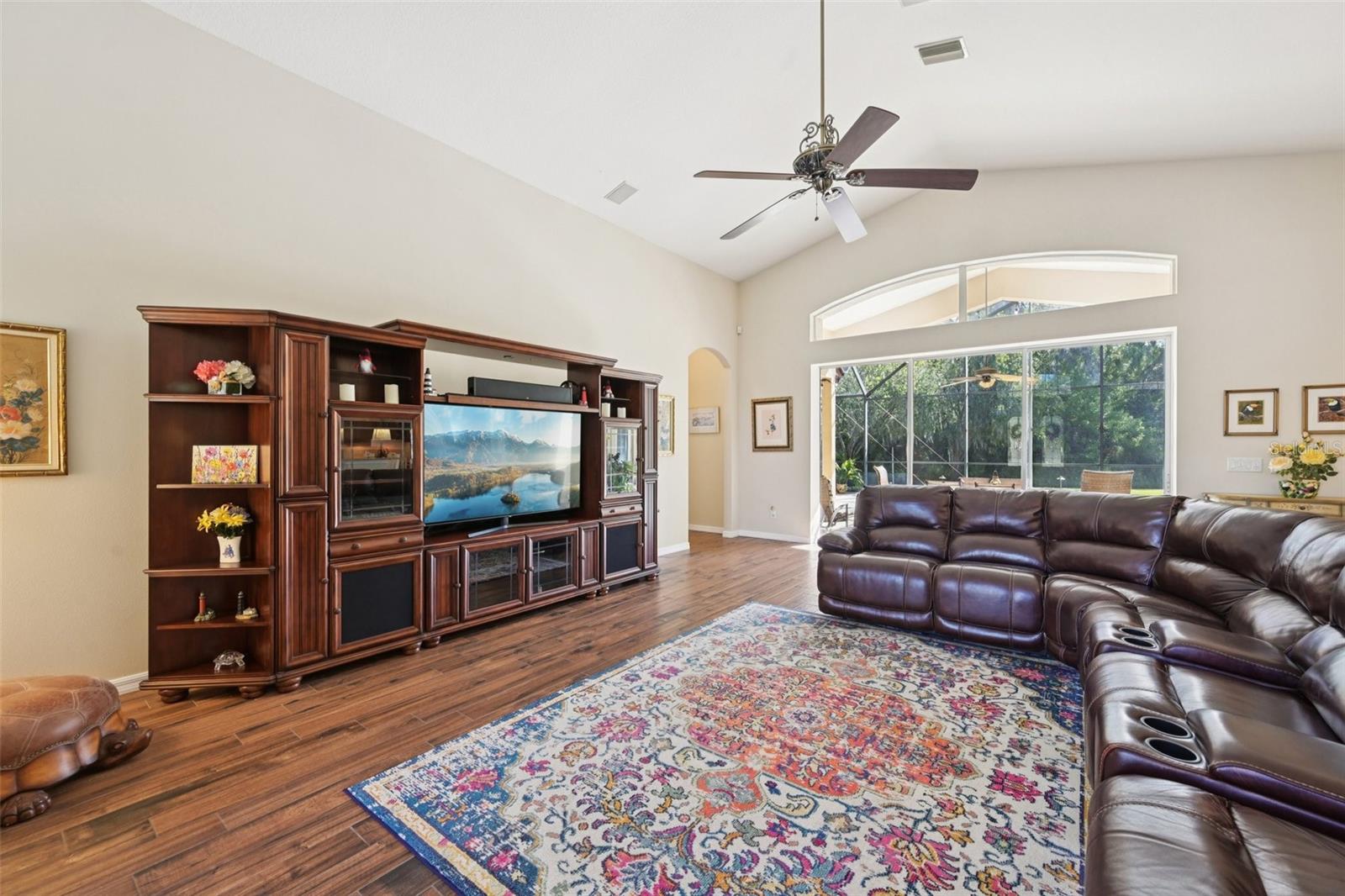 Image 6 of 56 For 15410 17th Avenue E