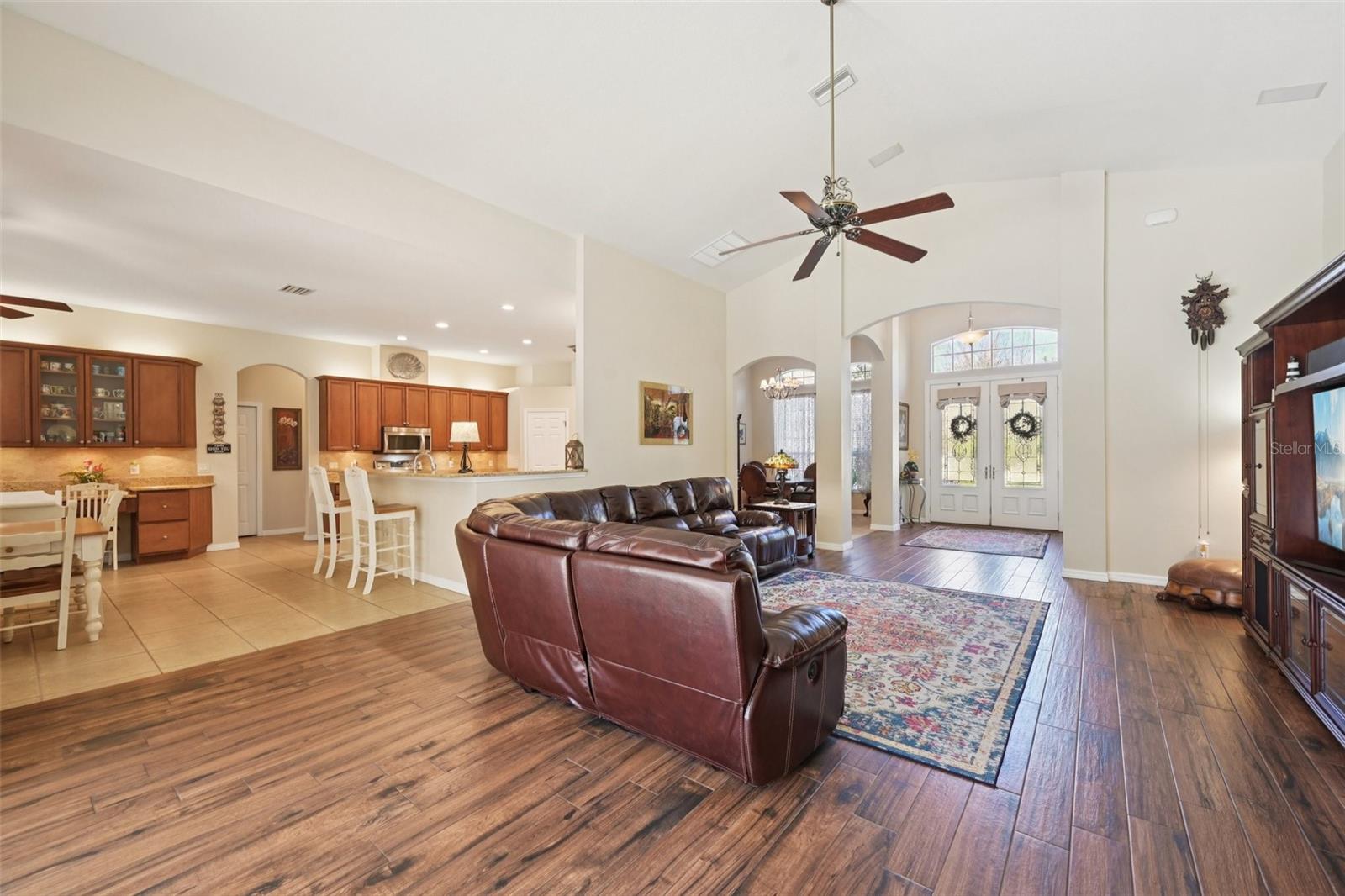 Image 8 of 56 For 15410 17th Avenue E