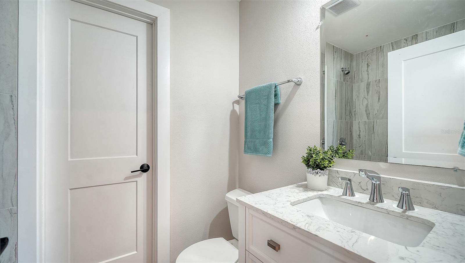 Image 18 of 30 For 5914 Albert Place