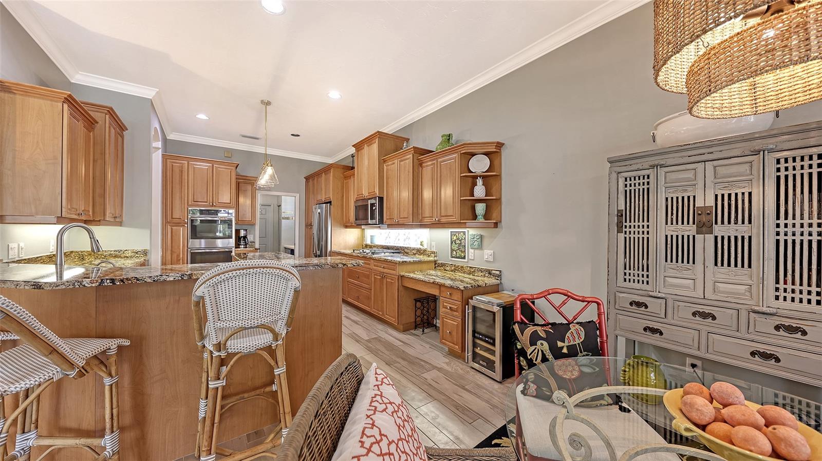 Image 16 of 59 For 8175 Abingdon Court