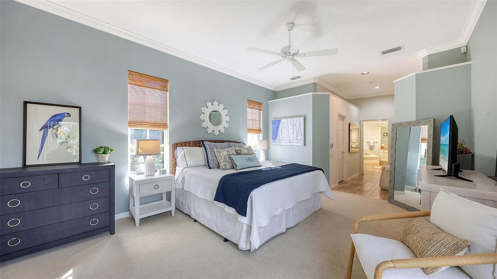 Image 20 of 59 For 8175 Abingdon Court