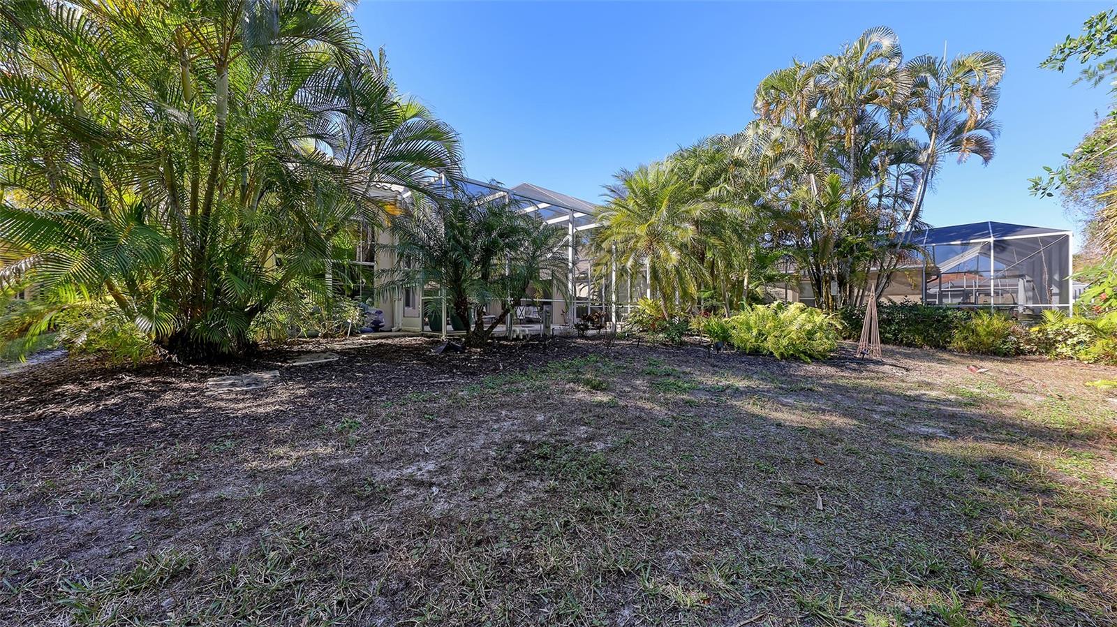 Image 38 of 59 For 8175 Abingdon Court