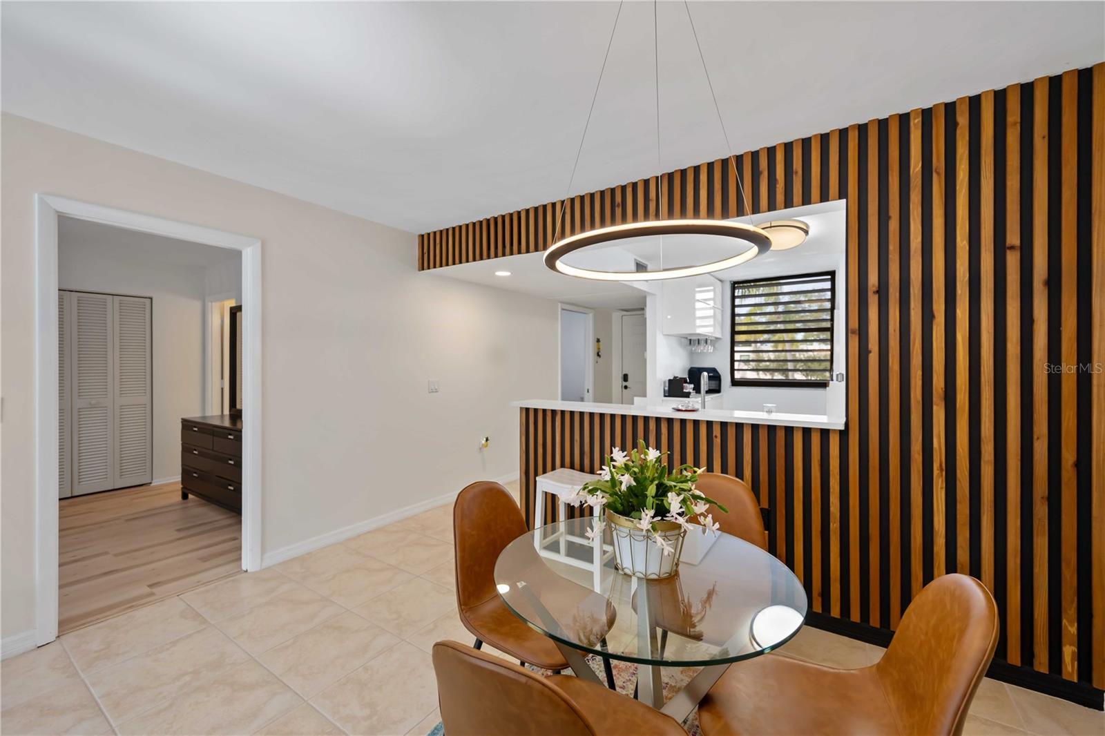 Image 9 of 31 For 320 Timber Lake Drive 320