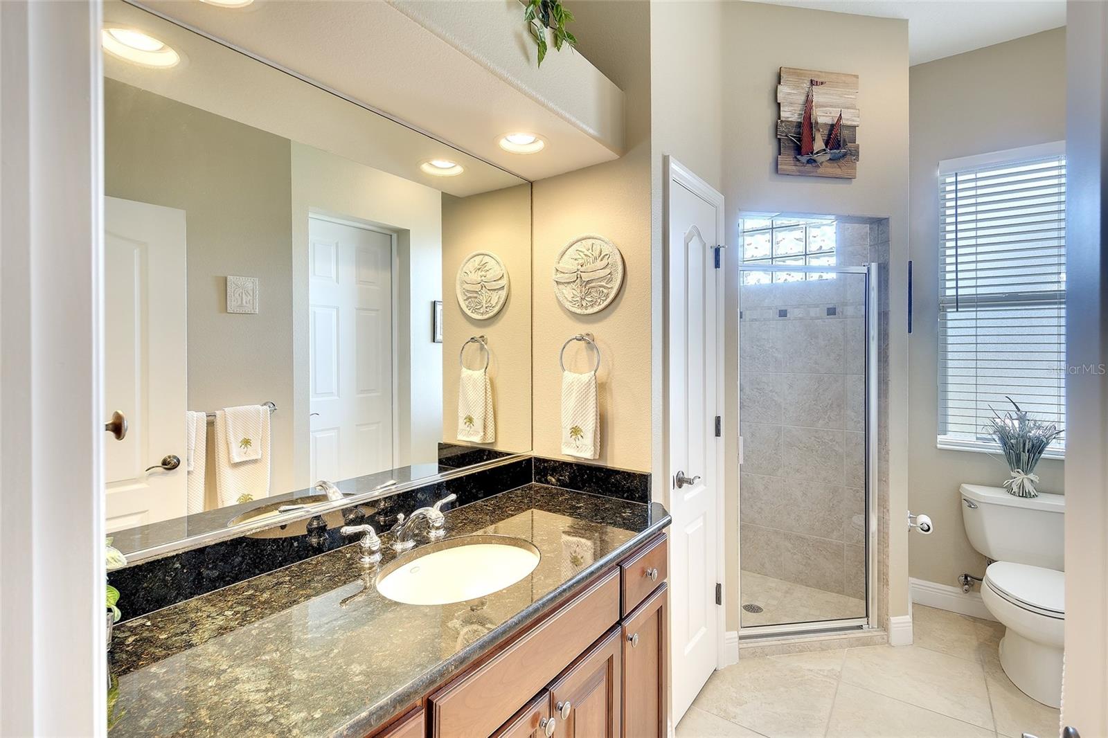 Image 26 of 39 For 11809 Oak Ridge Drive