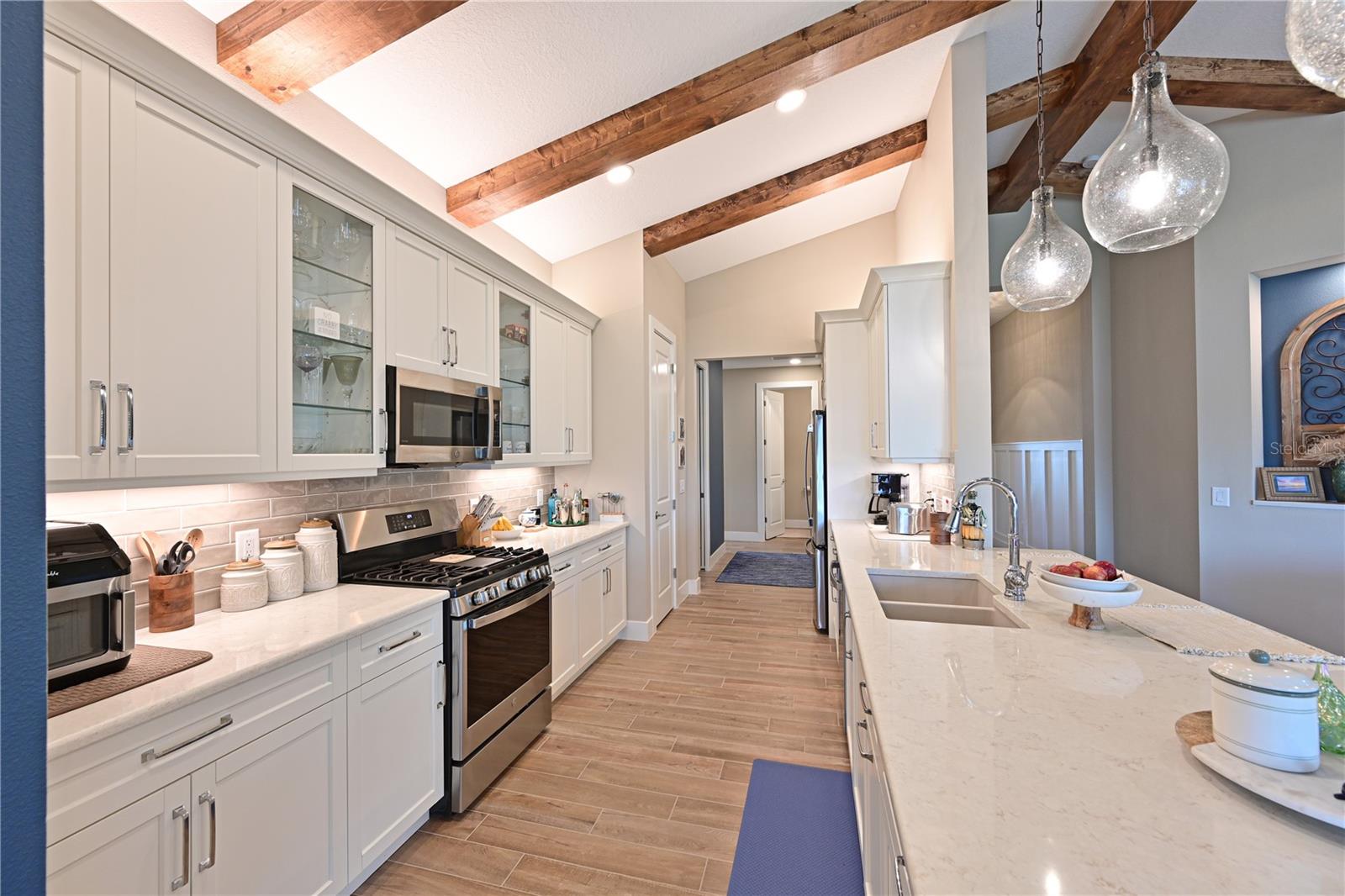 Image 9 of 44 For 8075 Slipway Drive