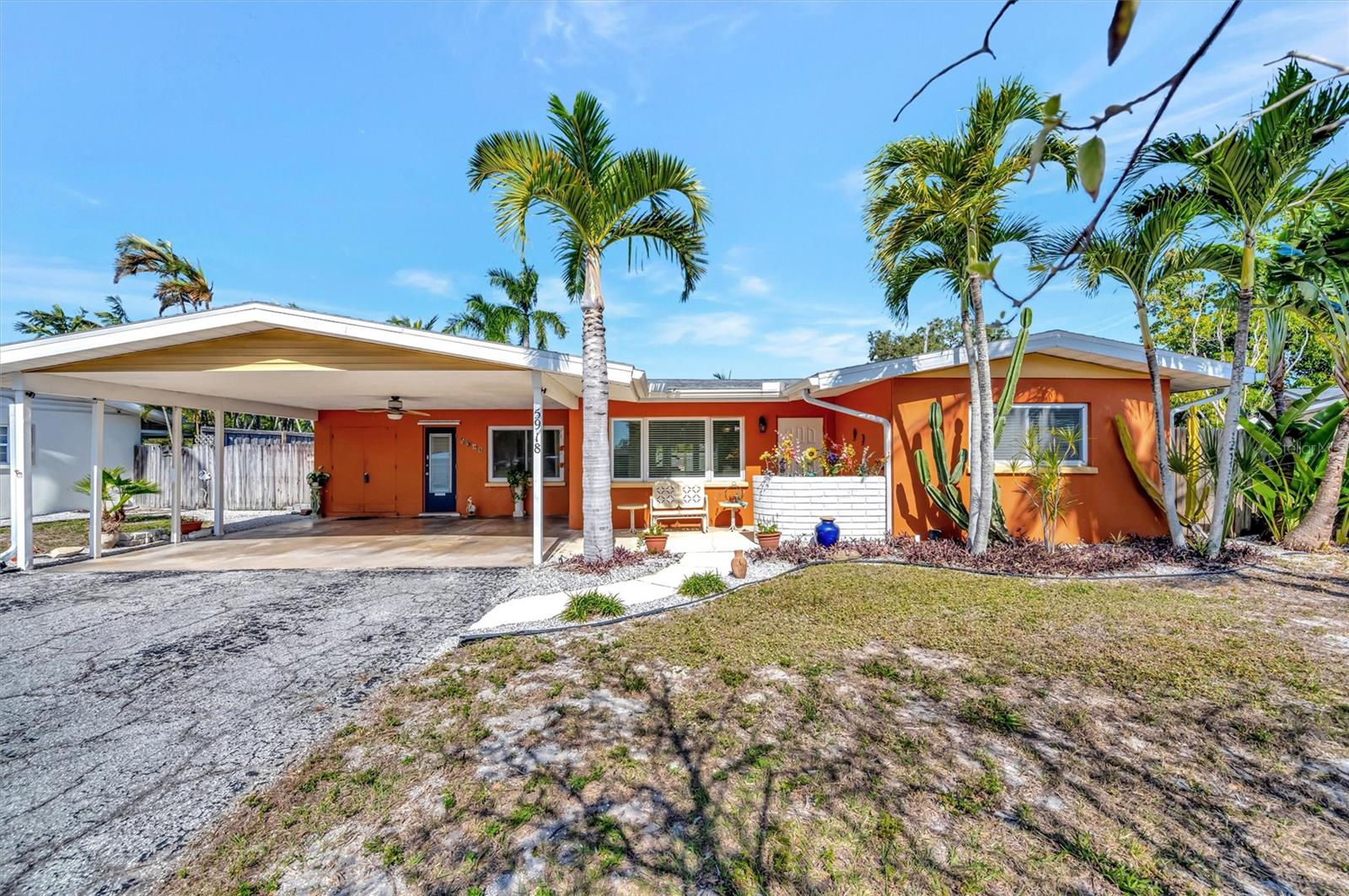 Image 10 of 76 For 5918 8th Avenue Drive W