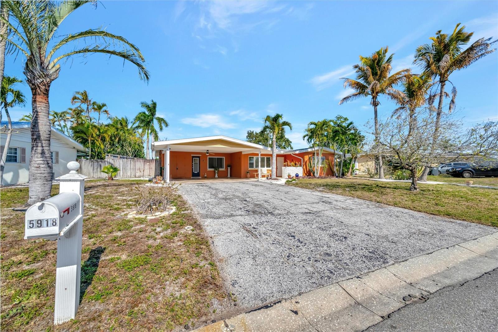 Image 2 of 76 For 5918 8th Avenue Drive W