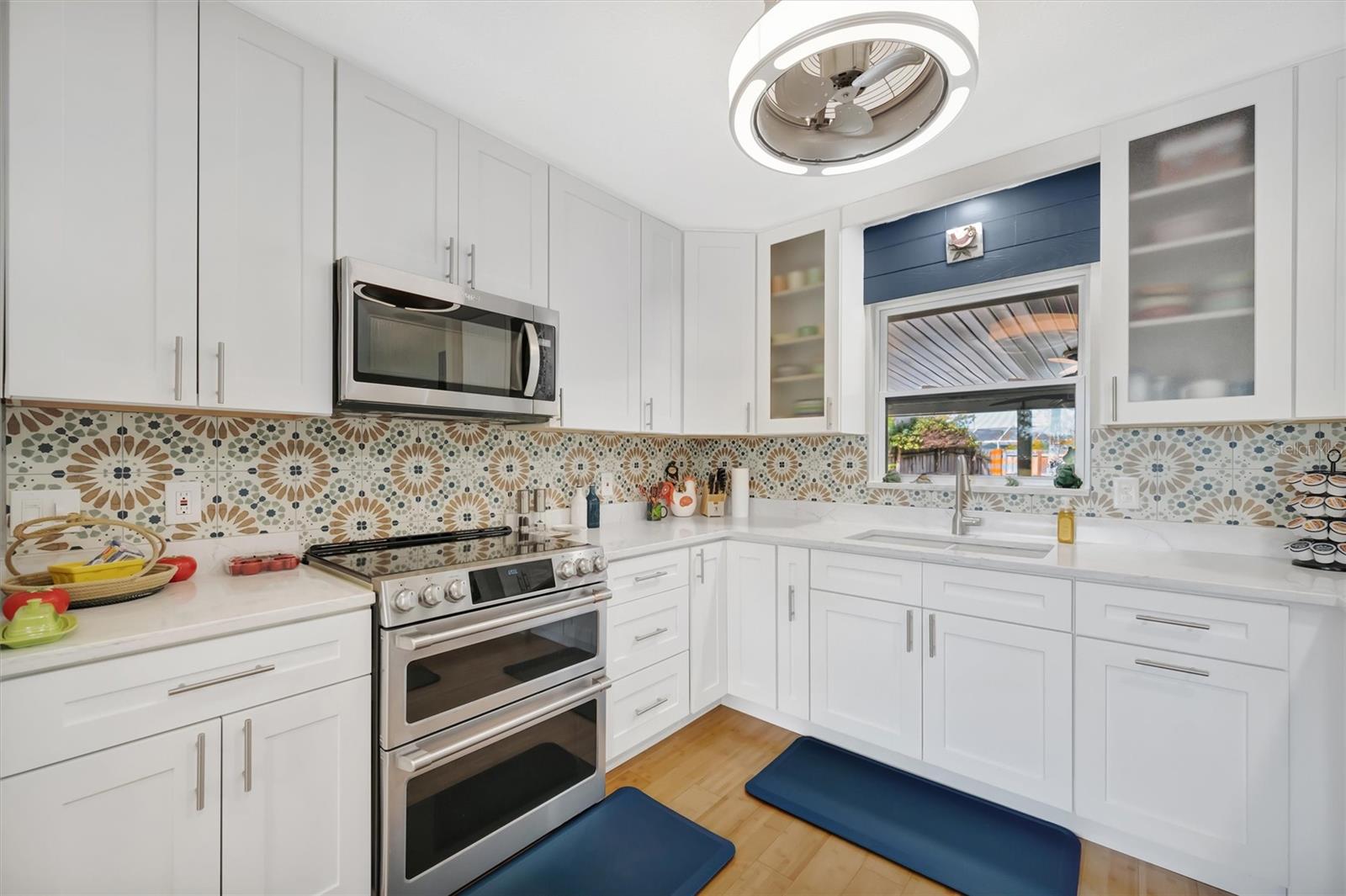 Image 54 of 76 For 5918 8th Avenue Drive W