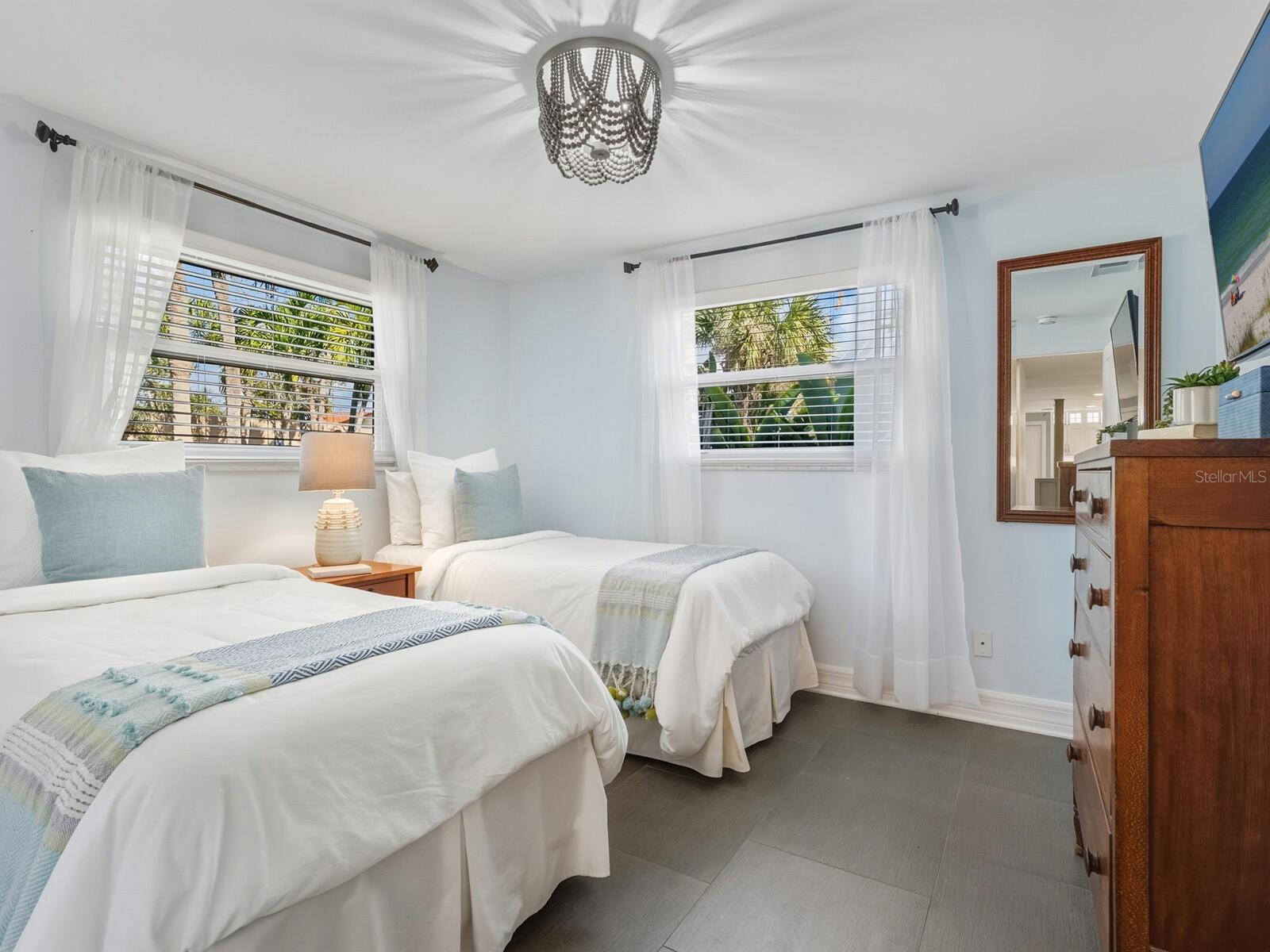 Image 22 of 48 For 1002 Glebe Lane