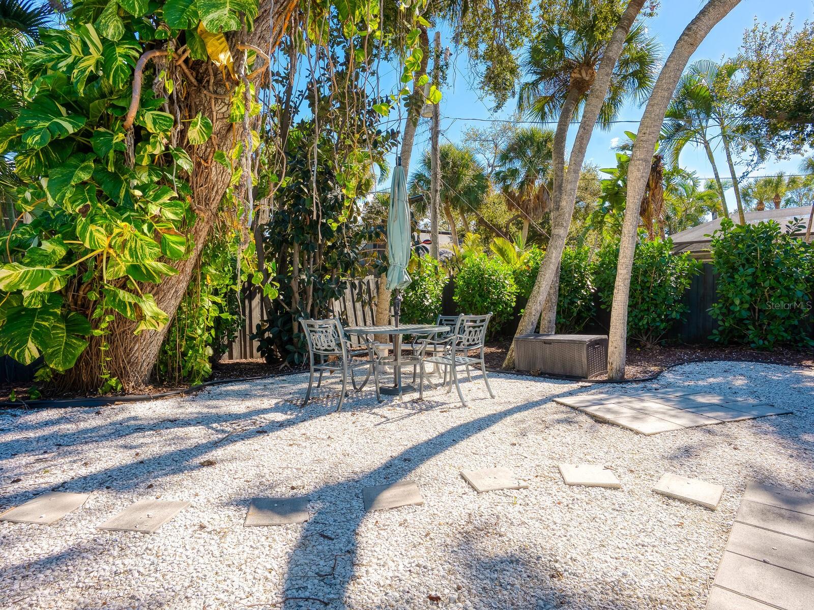 Image 28 of 48 For 1002 Glebe Lane