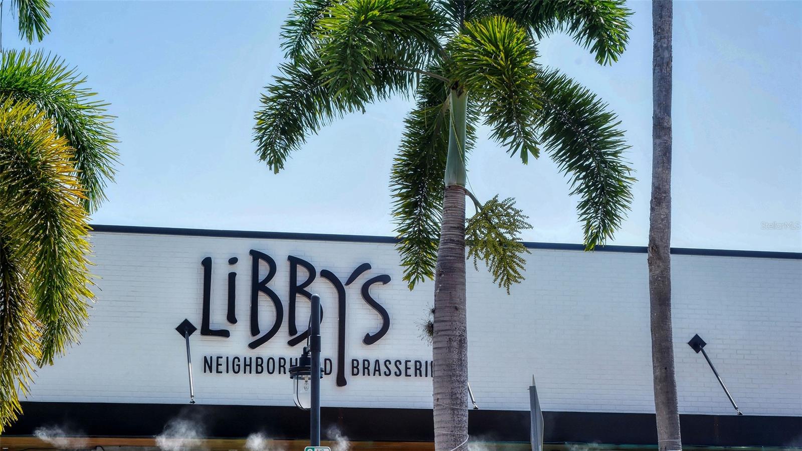 Image 73 of 86 For 1695 Hyde Park Street