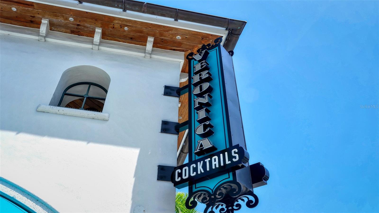 Image 81 of 86 For 1695 Hyde Park Street