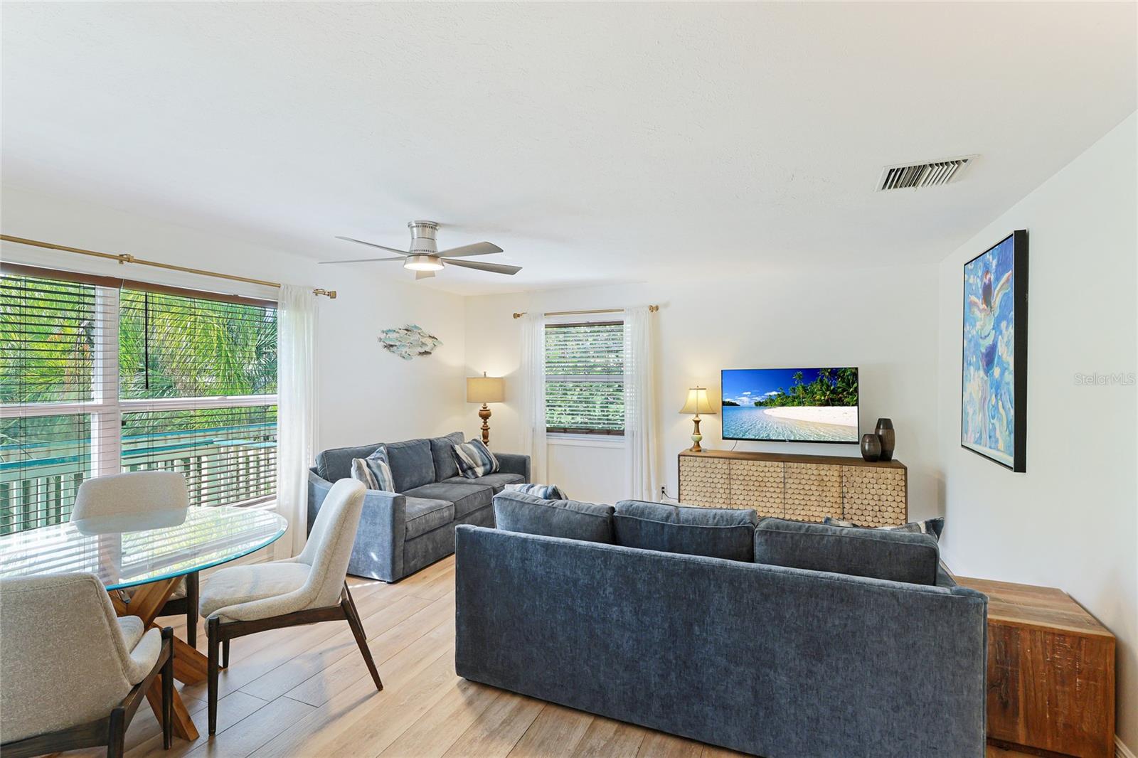 Image 15 of 51 For 6905 Point Of Rocks Road