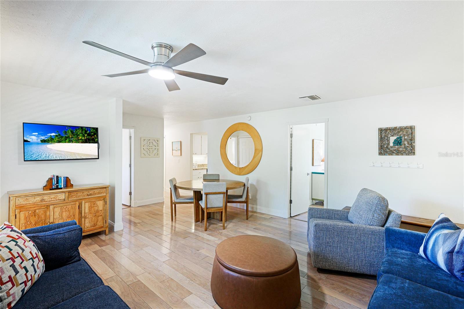 Image 37 of 51 For 6905 Point Of Rocks Road