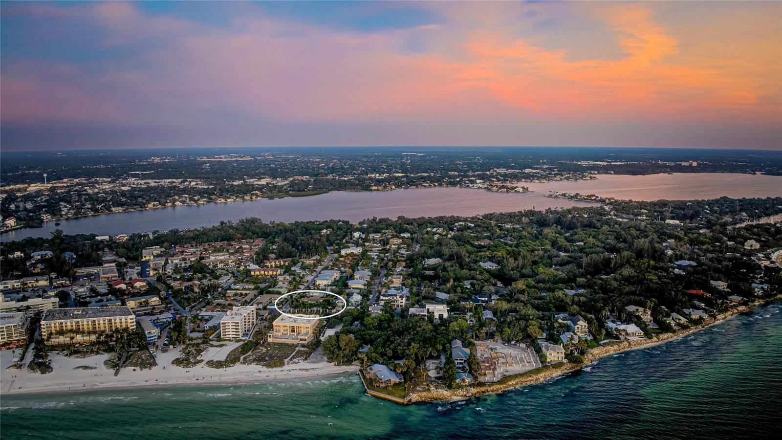 Image 7 of 51 For 6905 Point Of Rocks Road