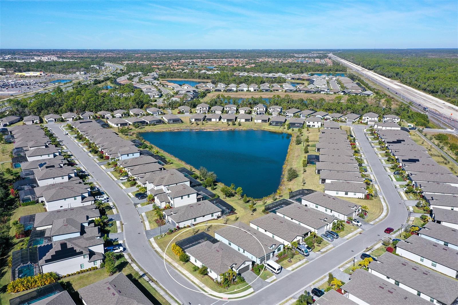 Image 32 of 38 For 19625 Fishhawk Trail